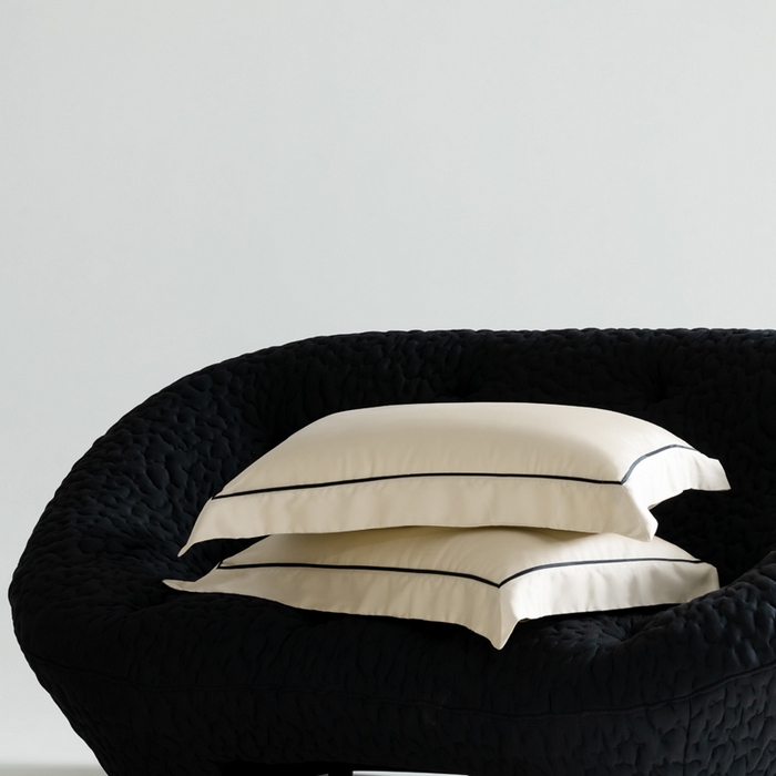 91家纺网 家纺一手货源 找家纺 若未2025 新款珍珠镂空50S兰精天丝夏被四件套 花型（天丝珍珠镂空奥黛尔） 夏被四件套 珍珠镂空奥黛尔 浅香槟