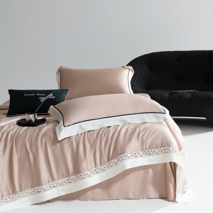 91家纺网 家纺一手货源 找家纺 若未2025 新款珍珠镂空50S兰精天丝夏被四件套 花型（天丝珍珠镂空奥黛尔） 夏被四件套 珍珠镂空奥黛尔 优雅粉