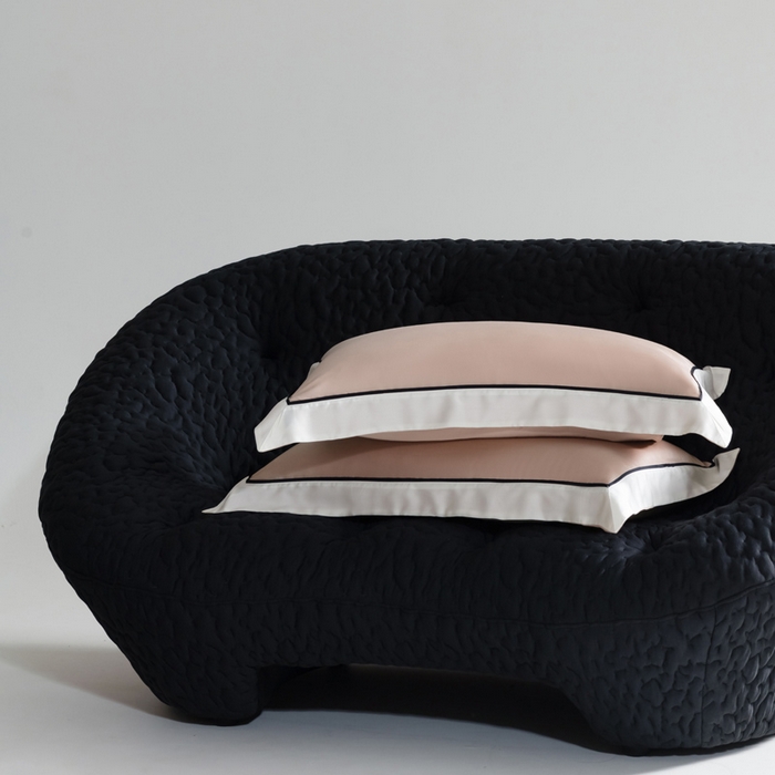 91家纺网 家纺一手货源 找家纺 若未2025 新款珍珠镂空50S兰精天丝夏被四件套 花型（天丝珍珠镂空奥黛尔） 夏被四件套 珍珠镂空奥黛尔 优雅粉