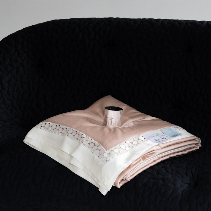 91家纺网 家纺一手货源 找家纺 若未2025 新款珍珠镂空50S兰精天丝夏被四件套 花型（天丝珍珠镂空奥黛尔） 夏被四件套 珍珠镂空奥黛尔 优雅粉