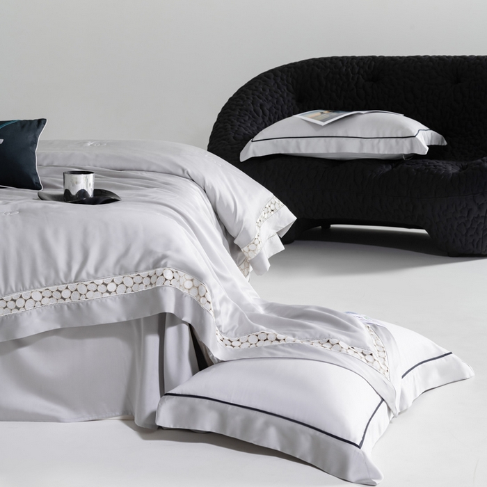 91家纺网 家纺一手货源 找家纺 若未2025 新款珍珠镂空50S兰精天丝夏被四件套 花型（天丝珍珠镂空奥黛尔） 夏被四件套 珍珠镂空奥黛尔 银灰