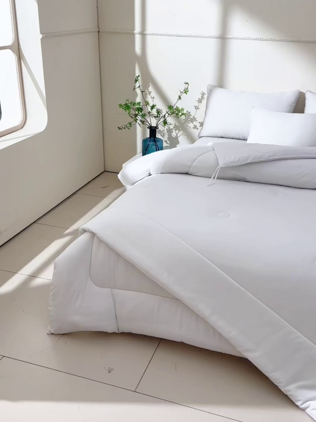 91家纺网 家纺一手货源 找家纺 招财狼家纺 2025新款亲肤舒适磨毛水洗棉子母被被子被芯 白色