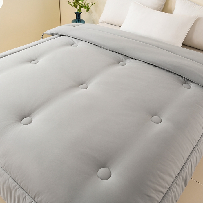 91家纺网 家纺一手货源 找家纺 招财狼家纺 2025新款亲肤舒适磨毛水洗棉子母被被子被芯 灰色