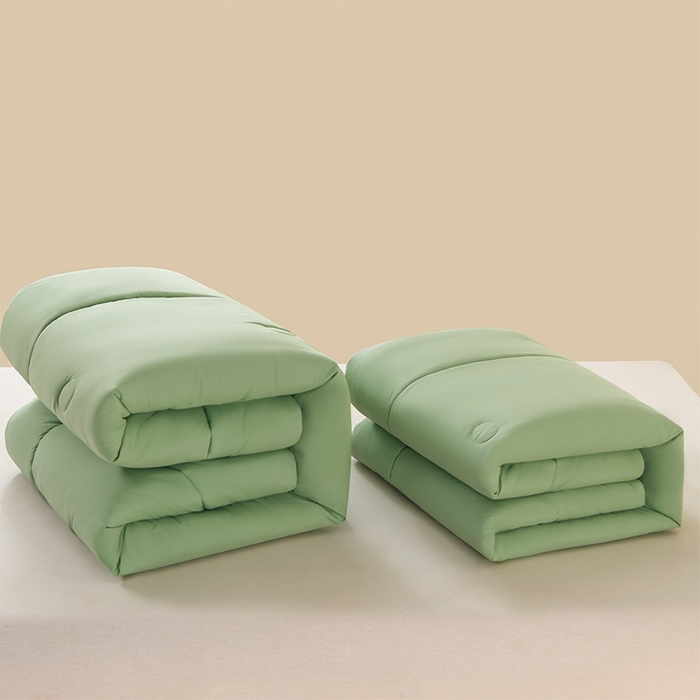 91家纺网 家纺一手货源 找家纺 招财狼家纺 2025新款亲肤舒适磨毛水洗棉子母被被子被芯 绿色