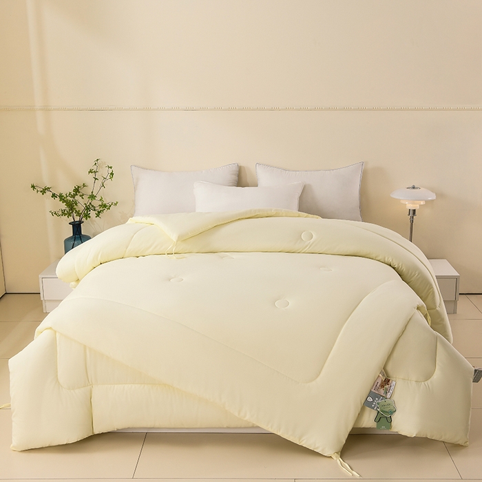 91家纺网 家纺一手货源 找家纺 招财狼家纺 2025新款亲肤舒适磨毛水洗棉子母被被子被芯 米黄