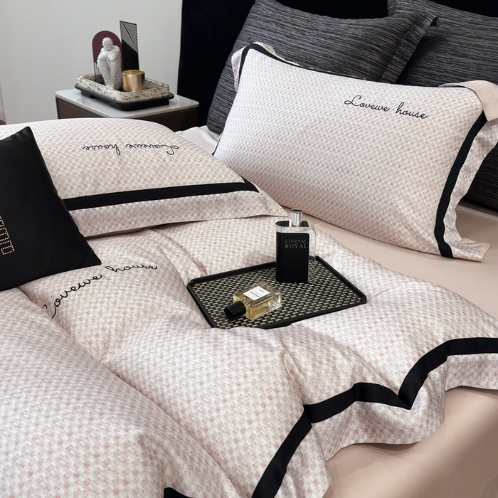 91家纺网 家纺一手货源 找家纺 （总）若未2025 灵若和森系 天丝 肌理纹50S莱赛尔天丝数码印花轻奢工艺套件 控价券后不低于368