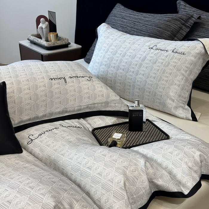 91家纺网 家纺一手货源 找家纺 灵若和森系 天丝 肌理纹-2025 50S莱赛尔天丝数码印花轻奢工艺套件 控价券后不低于368 灵若-灰