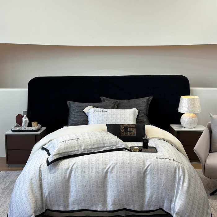 91家纺网 家纺一手货源 找家纺 灵若和森系 天丝 肌理纹-2025 50S莱赛尔天丝数码印花轻奢工艺套件 控价券后不低于368 灵若-灰