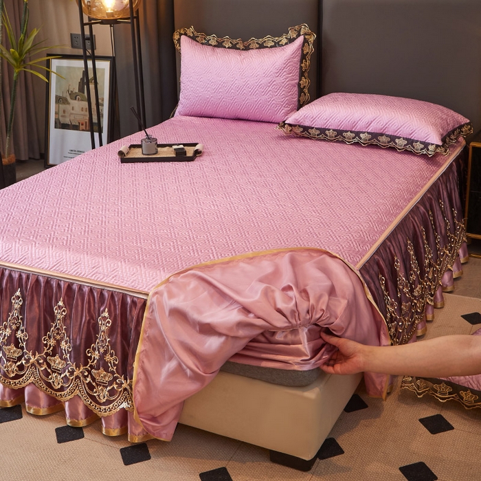 91家纺网 家纺一手货源 找家纺 罗艺轩 2025新款可拆卸床笠式床裙印花冰丝席 罗曼-粉紫