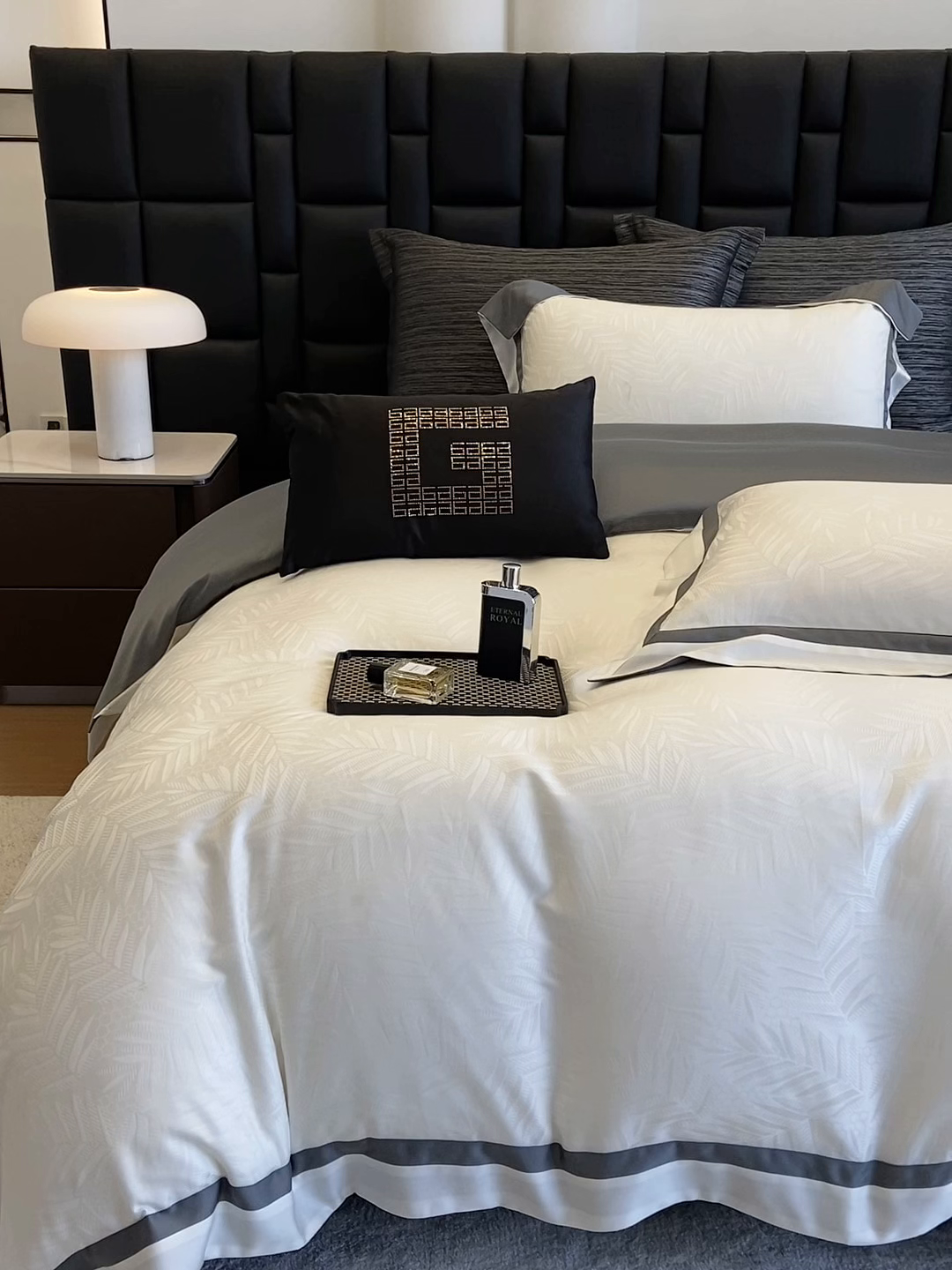 91家纺网 家纺一手货源 找家纺 若未家居 LOVEWE HOUSE 2025新款双拼角提花兰精天丝棉四件套--叶澜 叶澜 白