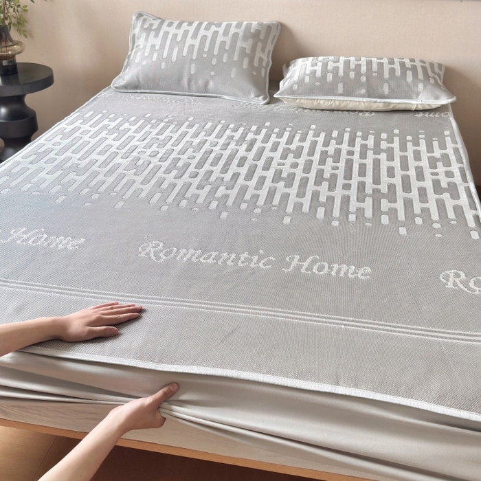 91家纺网 家纺一手货源 找家纺 （总）乐居家纺 2025新款A类碳光抗菌凉感可水洗冰丝凉席席子床笠款