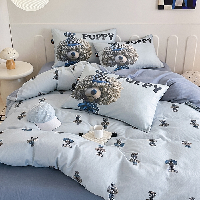 91家纺网 家纺一手货源 找家纺 RYB红黄兰 2025新款ins卡通5D立体数码全棉纯棉有氧双层纱四件套系列 雾蓝小狗