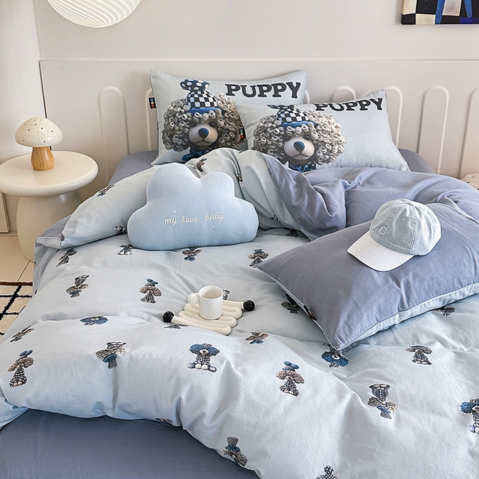 91家纺网 家纺一手货源 找家纺 RYB红黄兰 2025新款ins卡通5D立体数码全棉纯棉有氧双层纱四件套系列 雾蓝小狗