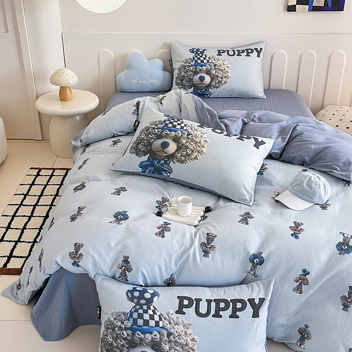 91家纺网 家纺一手货源 找家纺 RYB红黄兰 2025新款ins卡通5D立体数码全棉纯棉有氧双层纱四件套系列 雾蓝小狗