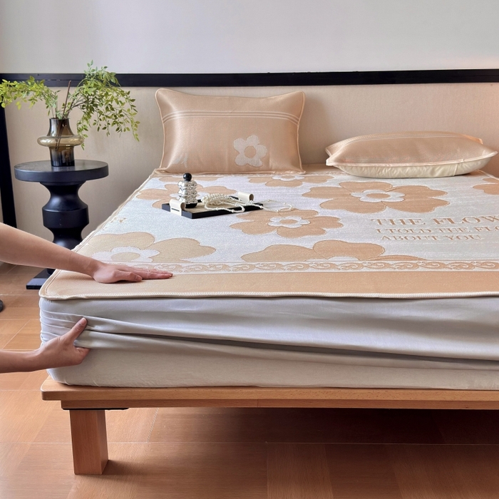 91家纺网 家纺一手货源 找家纺 乐居家纺 2025新款A类碳光抗菌凉感可水洗冰丝凉席席子床笠款 冰花-咖