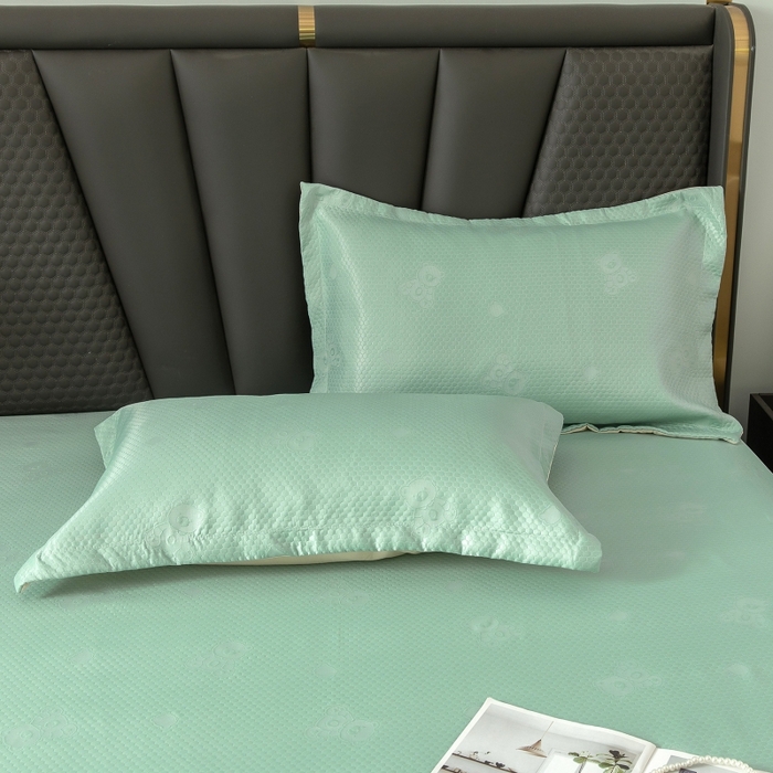 91家纺网 家纺一手货源 找家纺 乐居家纺 2025新款A类凉感纤维凉豆豆可水洗冰丝凉席席子床笠款 绿色小熊