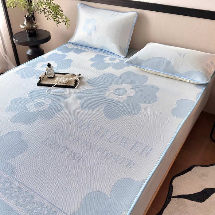 91家纺网 家纺一手货源 找家纺 乐居家纺 2025新款A类碳光抗菌凉感可水洗冰丝凉席席子床笠款 冰花-蓝