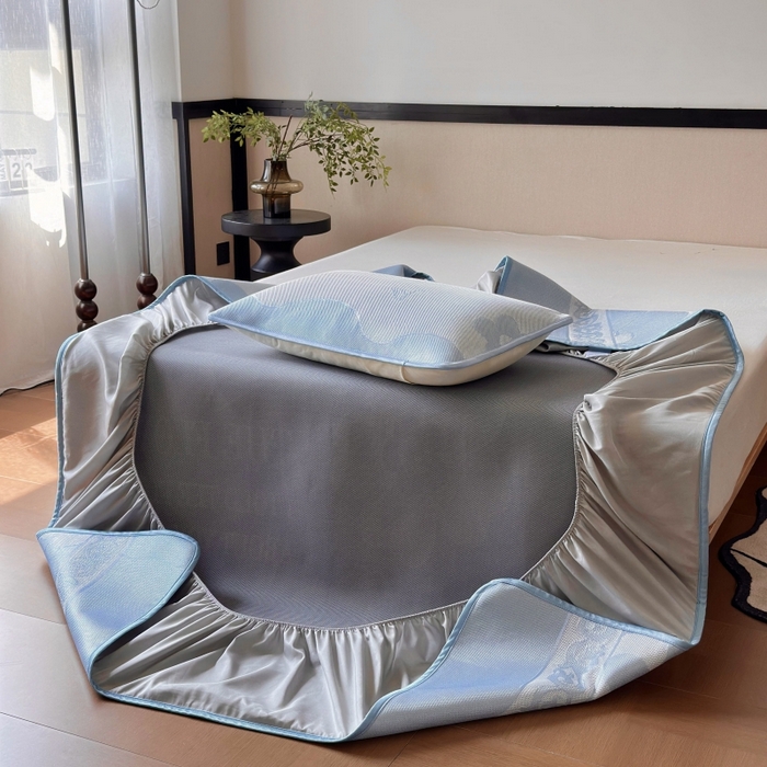 91家纺网 家纺一手货源 找家纺 乐居家纺 2025新款A类碳光抗菌凉感可水洗冰丝凉席席子床笠款 冰花-蓝