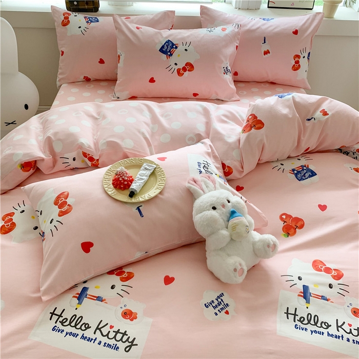 91家纺网 家纺一手货源 找家纺 玉元坊 2025年5月新品三丽鸥全棉床单纯棉床裙床笠三四件套简约基础款式-凯蒂猫简约款式 苹果凯蒂【简约款】