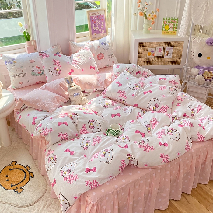 91家纺网 家纺一手货源 找家纺 玉元坊 2025年5月新品三丽鸥全棉床单纯棉床裙床笠三四件套简约基础款式-凯蒂猫简约款式 雏菊kt【简约款】