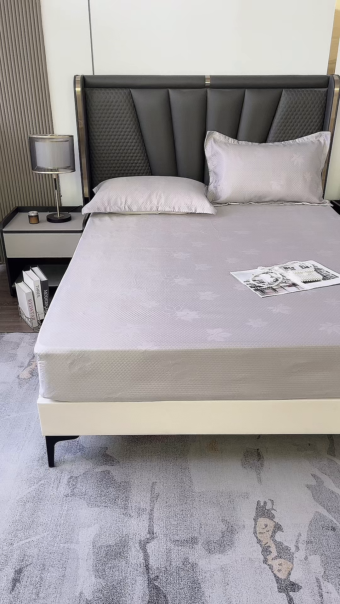 91家纺网 家纺一手货源 找家纺 乐居家纺 2025新款A类凉感纤维凉豆豆可水洗冰丝凉席席子床笠款 浅灰-树叶