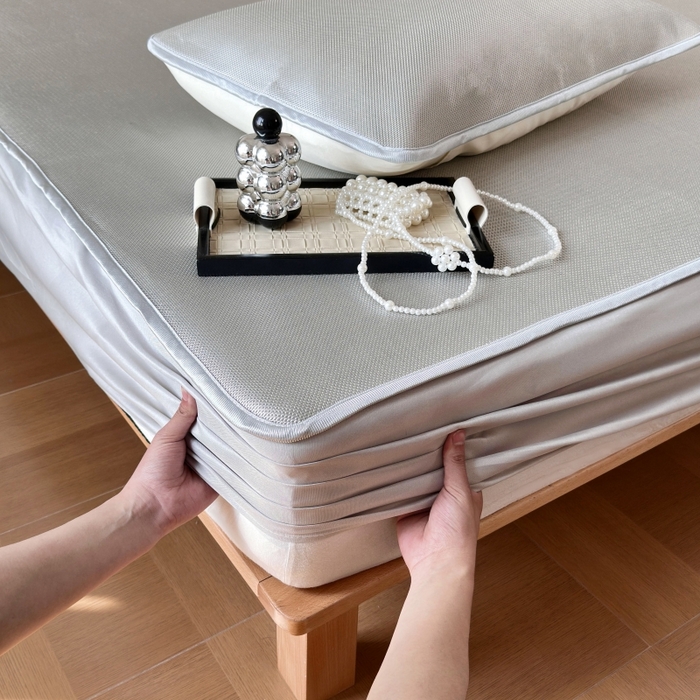 91家纺网 家纺一手货源 找家纺 乐居家纺 2025新款A类碳光抗菌凉感可水洗冰丝凉席席子床笠款 灰色