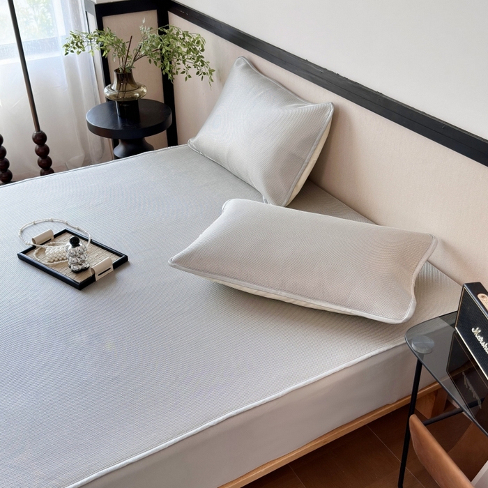 91家纺网 家纺一手货源 找家纺 乐居家纺 2025新款A类碳光抗菌凉感可水洗冰丝凉席席子床笠款 灰色