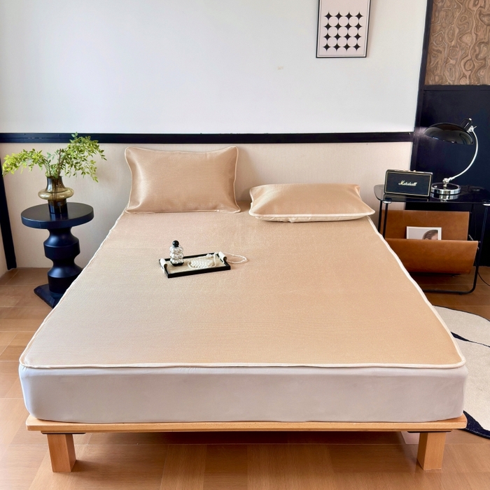 91家纺网 家纺一手货源 找家纺 乐居家纺 2025新款A类碳光抗菌凉感可水洗冰丝凉席席子床笠款 咖色