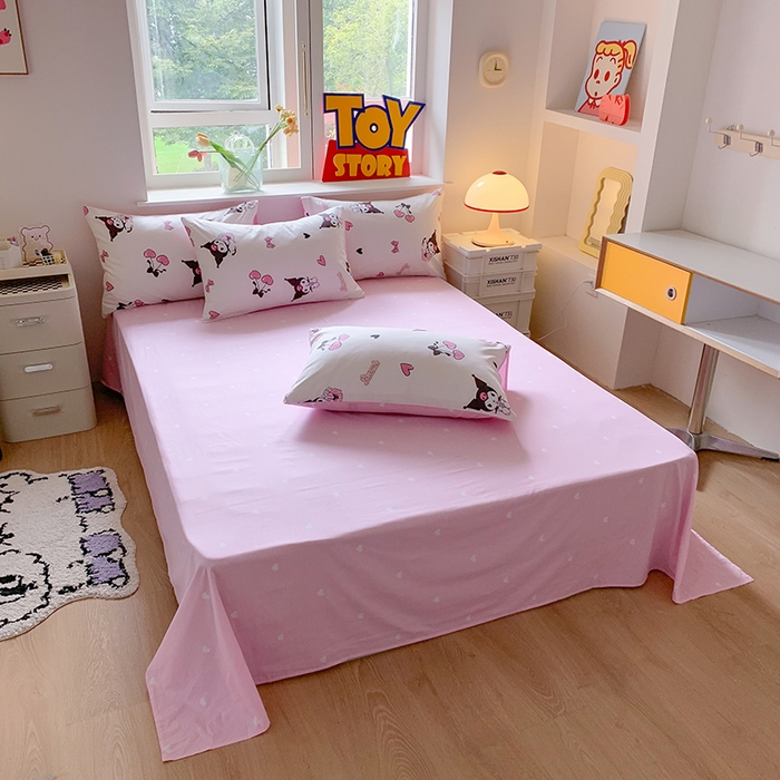 91家纺网 家纺一手货源 找家纺 玉元坊 2025年5月新品三丽鸥全棉床单纯棉床裙床笠三四件套简约基础款式-库洛米简约款式 樱桃库洛米【简约款】