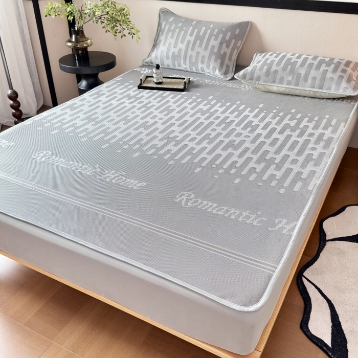 91家纺网 家纺一手货源 找家纺 乐居家纺 2025新款A类碳光抗菌凉感可水洗冰丝凉席席子床笠款 浪漫之家-灰