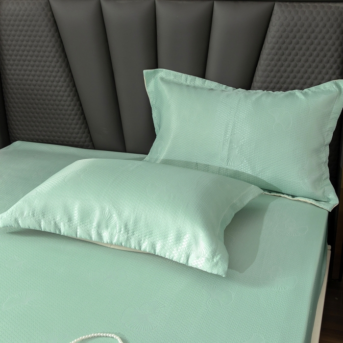 91家纺网 家纺一手货源 找家纺 乐居家纺 2025新款A类凉感纤维凉豆豆可水洗冰丝凉席席子床笠款 水绿-银杏叶