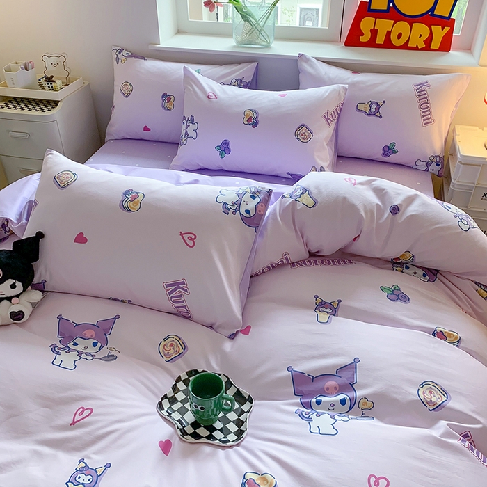 91家纺网 家纺一手货源 找家纺 玉元坊 2025年5月新品三丽鸥全棉床单纯棉床裙床笠三四件套简约基础款式-库洛米简约款式 甜甜库洛米【简约款】