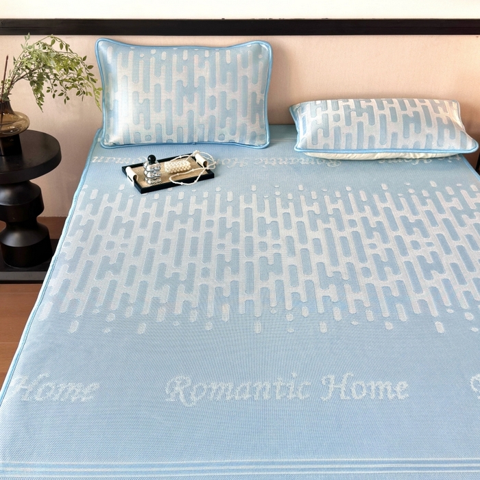 91家纺网 家纺一手货源 找家纺 乐居家纺 2025新款A类碳光抗菌凉感可水洗冰丝凉席席子床笠款 浪漫之家-蓝