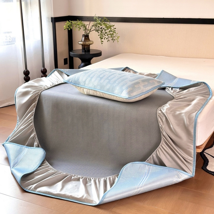 91家纺网 家纺一手货源 找家纺 乐居家纺 2025新款A类碳光抗菌凉感可水洗冰丝凉席席子床笠款 浪漫之家-蓝