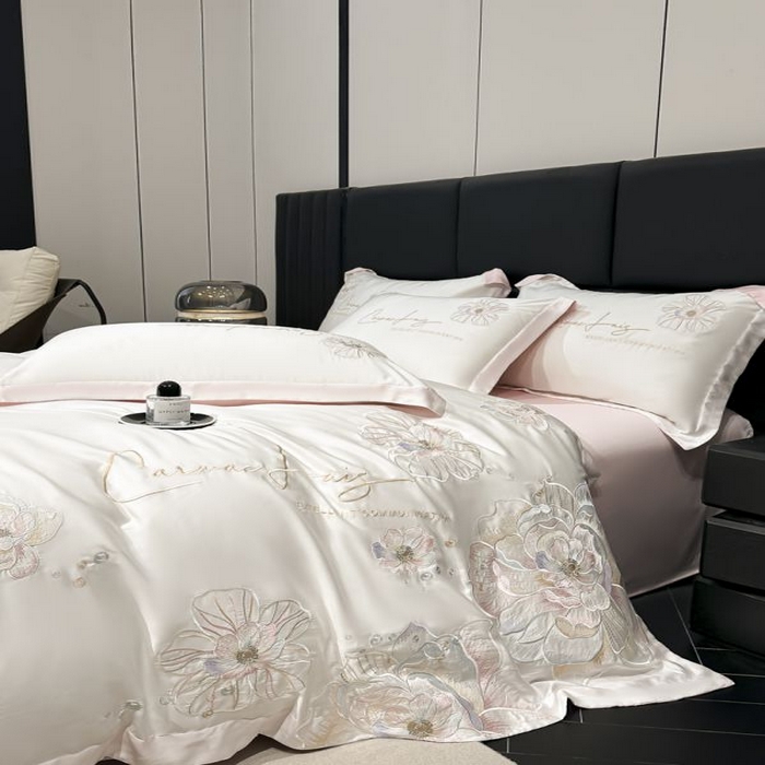 91家纺网 家纺一手货源 找家纺 欧乐蒂 2025新款水洗冰丝刺绣四件套-花颜 花颜-白桃