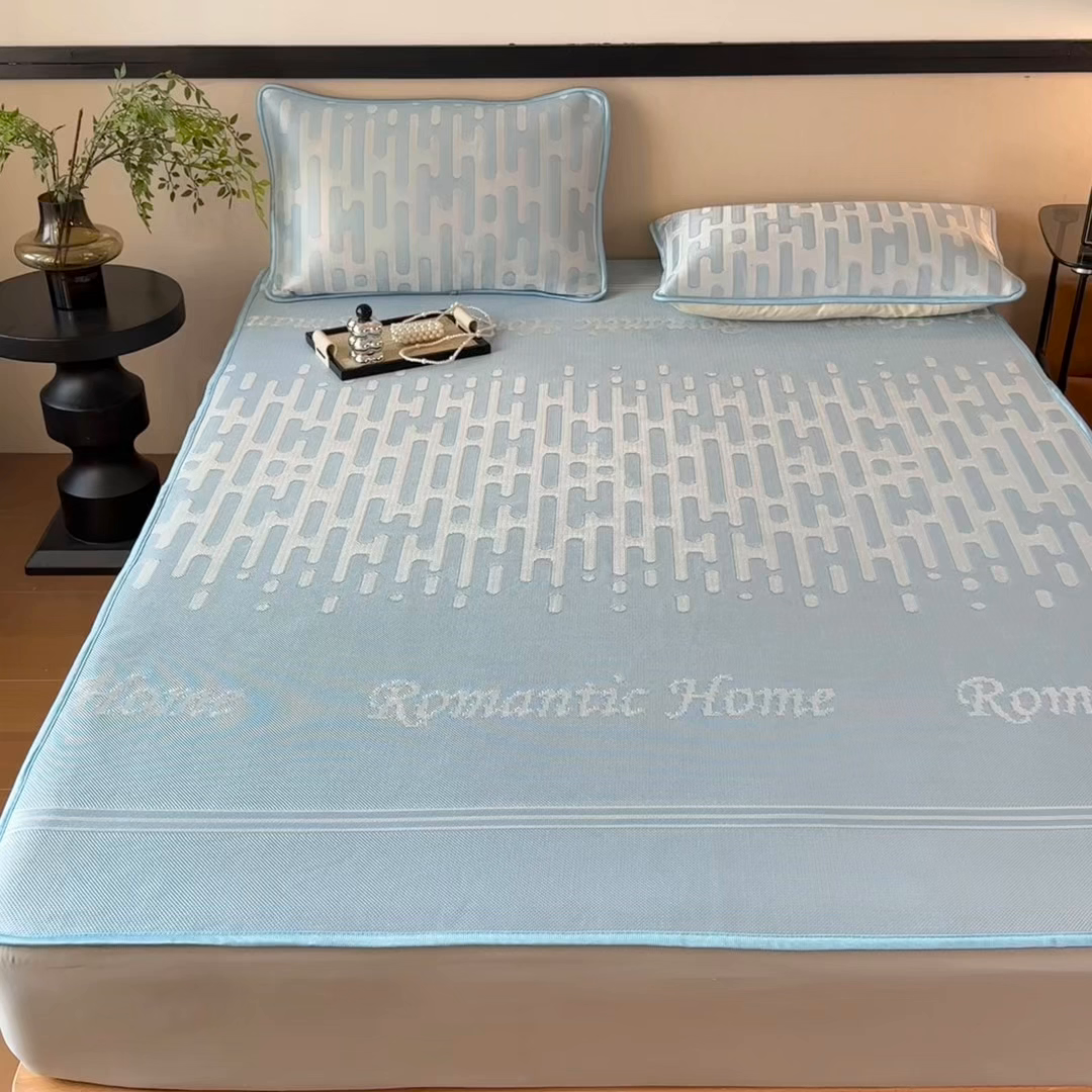 91家纺网 家纺一手货源 找家纺 乐居家纺 2025新款A类碳光抗菌凉感可水洗冰丝凉席席子床笠款 浪漫之家-蓝