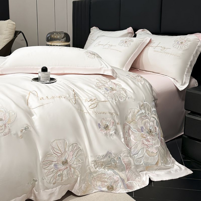 91家纺网 家纺一手货源 找家纺 欧乐蒂 2025新款水洗冰丝刺绣四件套-花颜 花颜-白桃