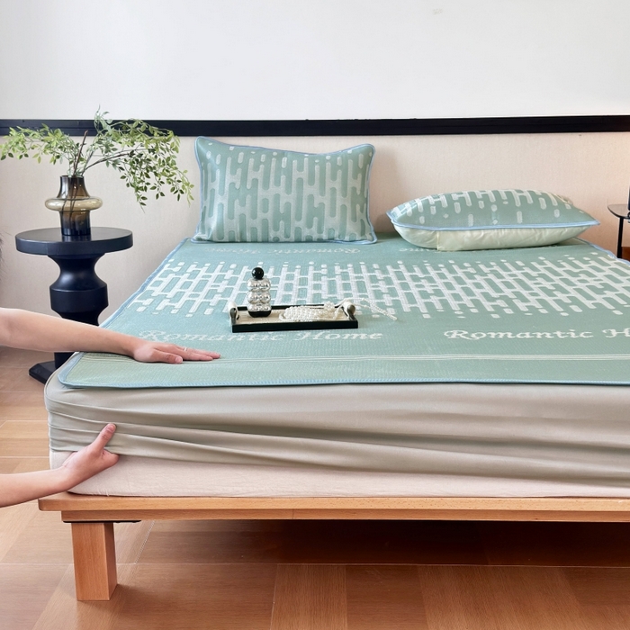 91家纺网 家纺一手货源 找家纺 乐居家纺 2025新款A类碳光抗菌凉感可水洗冰丝凉席席子床笠款 浪漫之家-绿