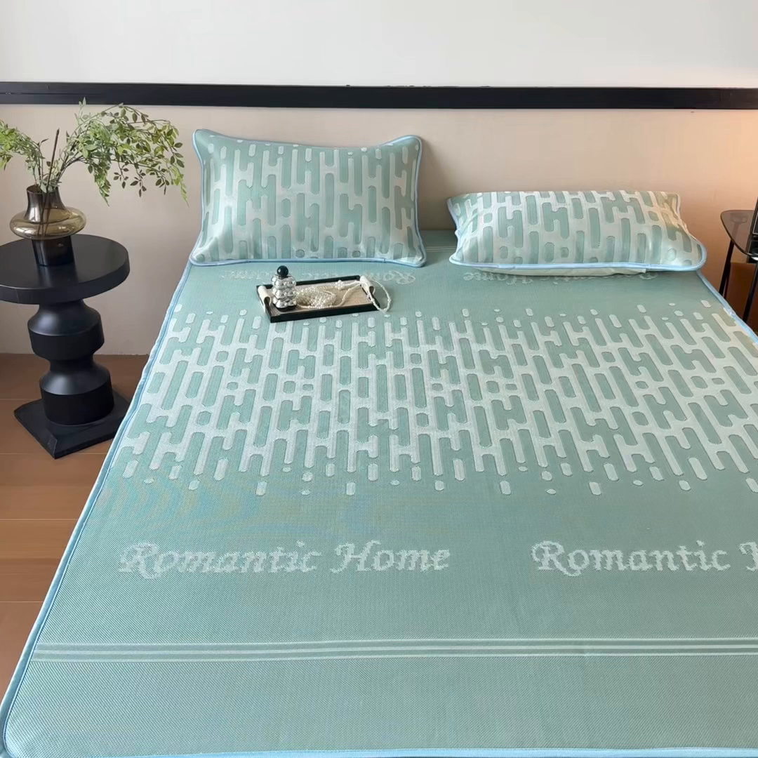 91家纺网 家纺一手货源 找家纺 乐居家纺 2025新款A类碳光抗菌凉感可水洗冰丝凉席席子床笠款 浪漫之家-绿