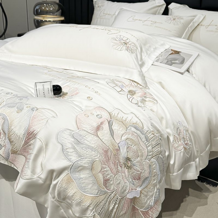 91家纺网 家纺一手货源 找家纺 欧乐蒂 2025新款水洗冰丝刺绣四件套-花颜 花颜-典雅白