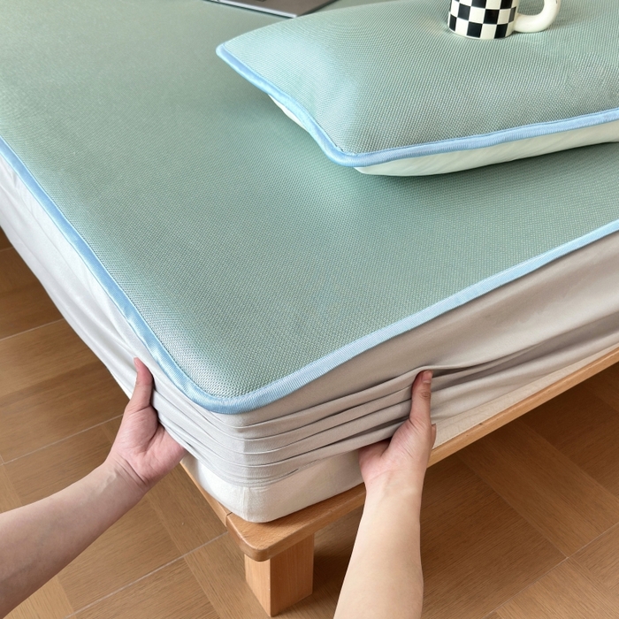 91家纺网 家纺一手货源 找家纺 乐居家纺 2025新款A类碳光抗菌凉感可水洗冰丝凉席席子床笠款 水绿