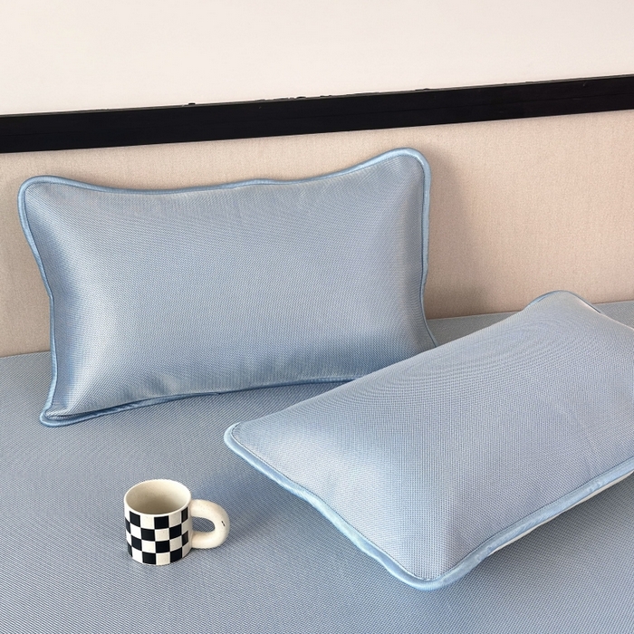 91家纺网 家纺一手货源 找家纺 乐居家纺 2025新款A类碳光抗菌凉感可水洗冰丝凉席席子床笠款 天空蓝