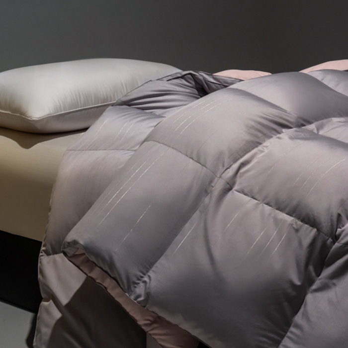 91家纺网 家纺一手货源 找家纺 静若居羽绒被壳 2025新款羽绒空调被羽绒春秋被羽绒冬被包检测 豆沙拼灰色