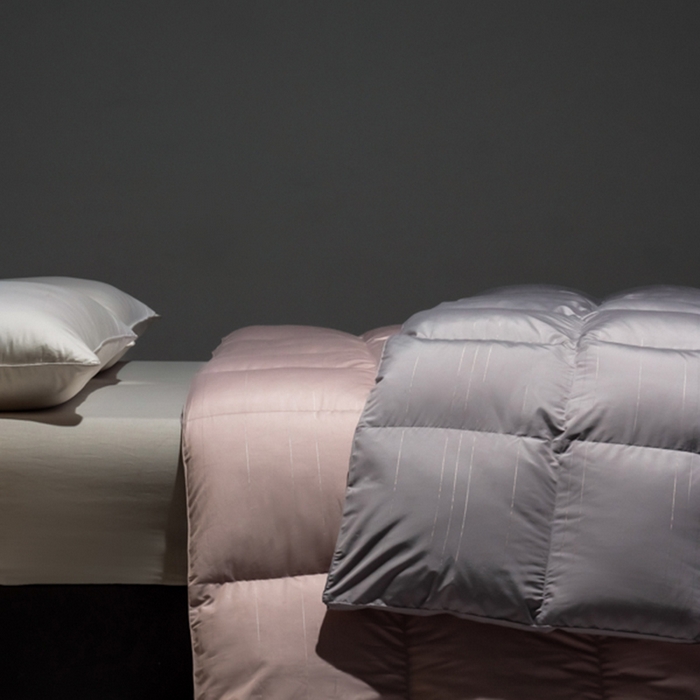 91家纺网 家纺一手货源 找家纺 静若居羽绒被壳 2025新款羽绒空调被羽绒春秋被羽绒冬被包检测 豆沙拼灰色