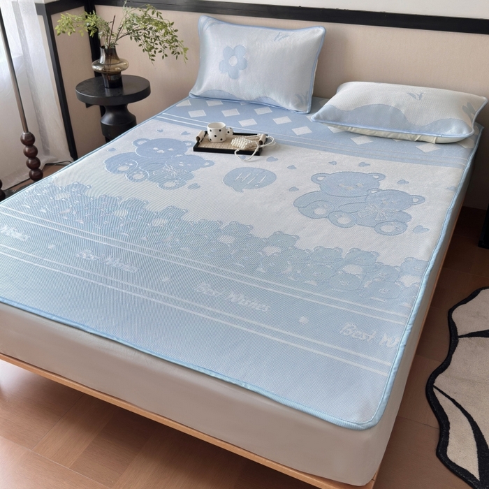 91家纺网 家纺一手货源 找家纺 乐居家纺 2025新款A类碳光抗菌凉感可水洗冰丝凉席席子床笠款 小熊伙伴-蓝