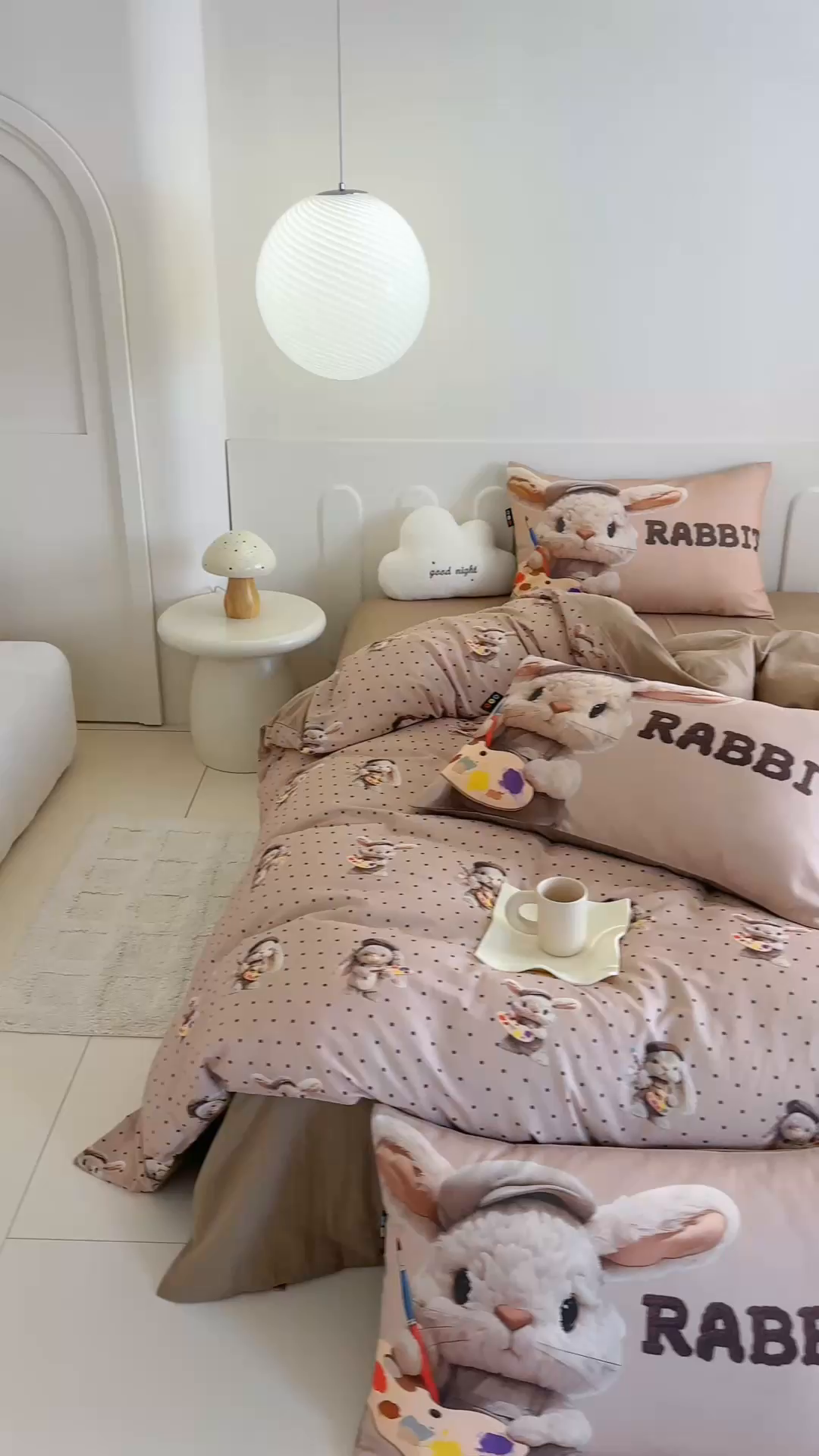 91家纺网 家纺一手货源 找家纺 RYB红黄兰 2025新款ins卡通5D立体数码全棉纯棉有氧双层纱四件套系列 巧克力兔兔