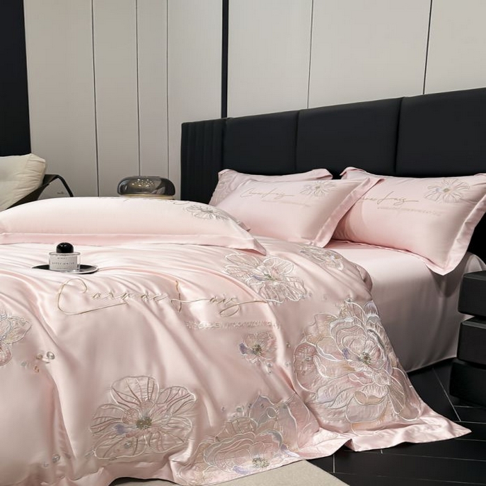 91家纺网 家纺一手货源 找家纺 欧乐蒂 2025新款水洗冰丝刺绣四件套-花颜 花颜-雅粉