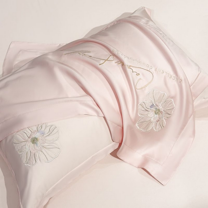 91家纺网 家纺一手货源 找家纺 欧乐蒂 2025新款水洗冰丝刺绣四件套-花颜 花颜-雅粉