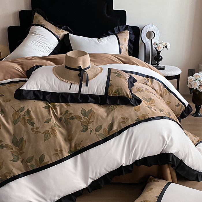 91家纺网 家纺一手货源 找家纺 （总）富宁家纺 2025新款轻奢冰丝数码印花夏被四件套