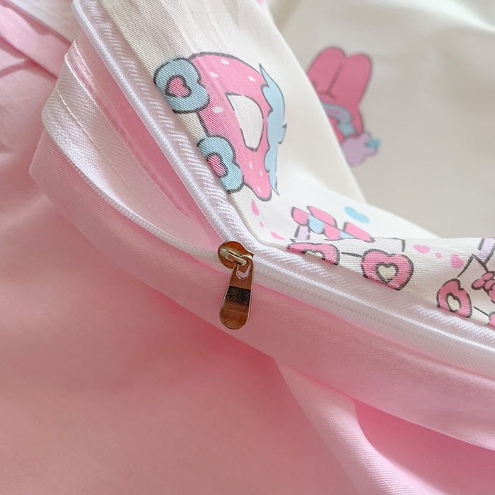 91家纺网 家纺一手货源 找家纺 玉元坊 2025年5月新品三丽鸥全棉床单纯棉床裙床笠三四件套简约基础款式-美乐蒂简约款式 开心美乐蒂【简约款】